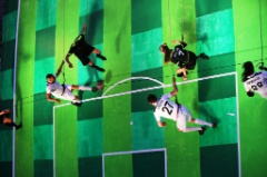 Foot vertical  et Carte Blanche 11 * 5616 x 3744 * (8.63MB)